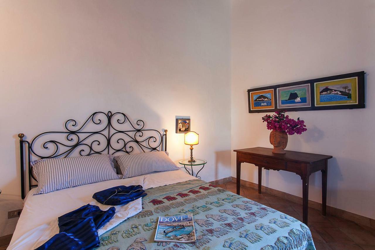 Villa Stromboli E Strombolicchio المظهر الخارجي الصورة