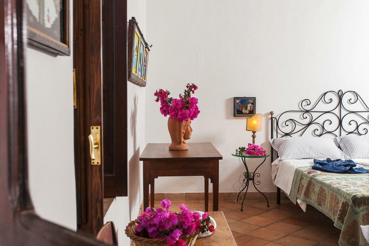 Villa Stromboli E Strombolicchio المظهر الخارجي الصورة