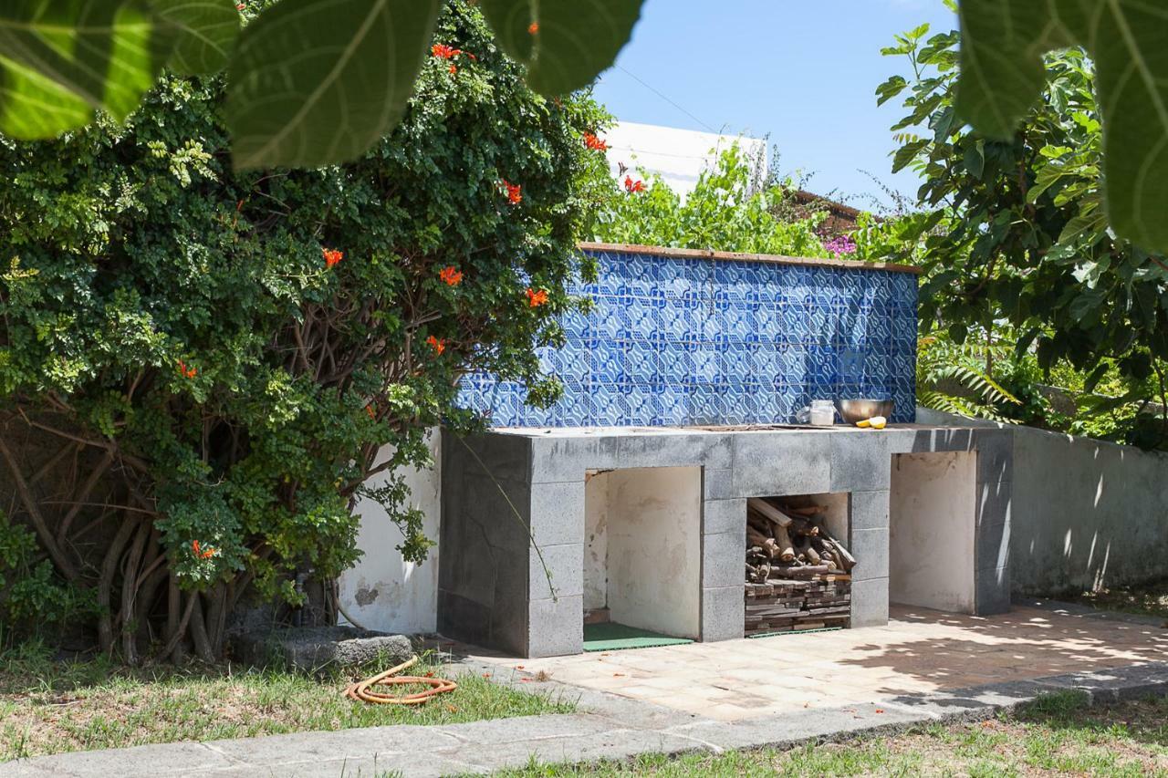 Villa Stromboli E Strombolicchio المظهر الخارجي الصورة