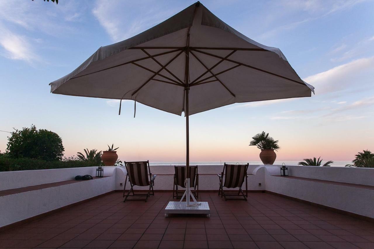 Villa Stromboli E Strombolicchio المظهر الخارجي الصورة