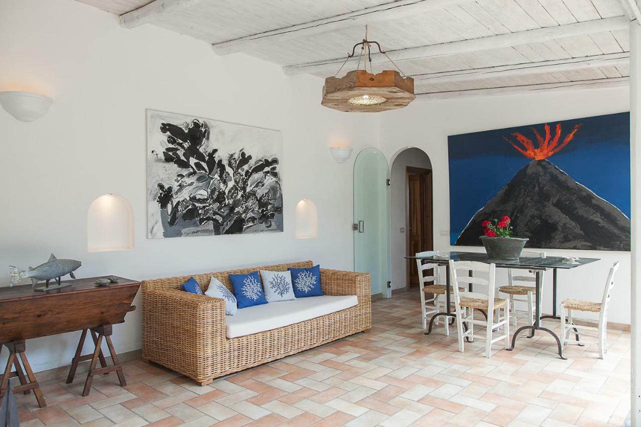 Villa Stromboli E Strombolicchio المظهر الخارجي الصورة