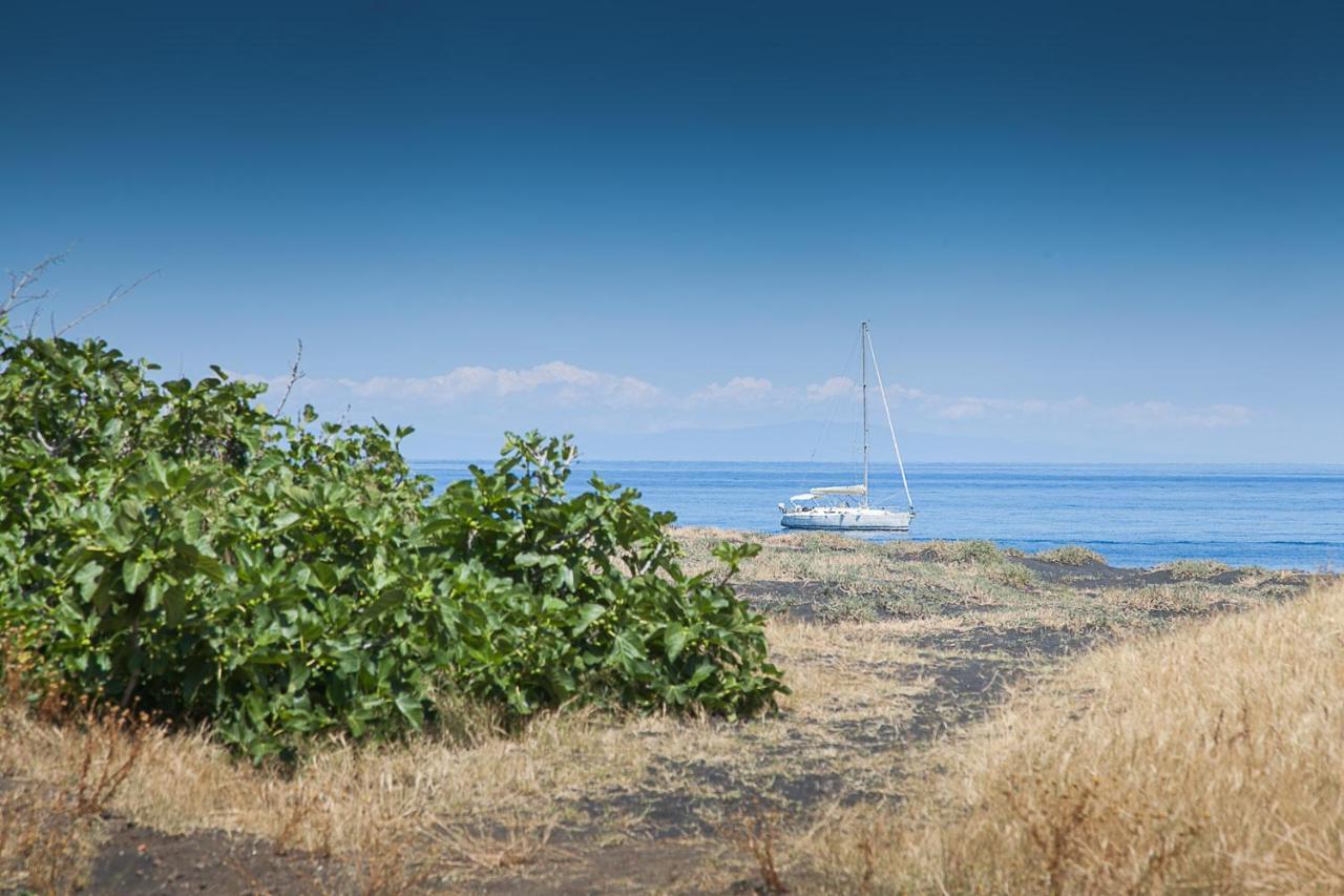 Villa Stromboli E Strombolicchio المظهر الخارجي الصورة